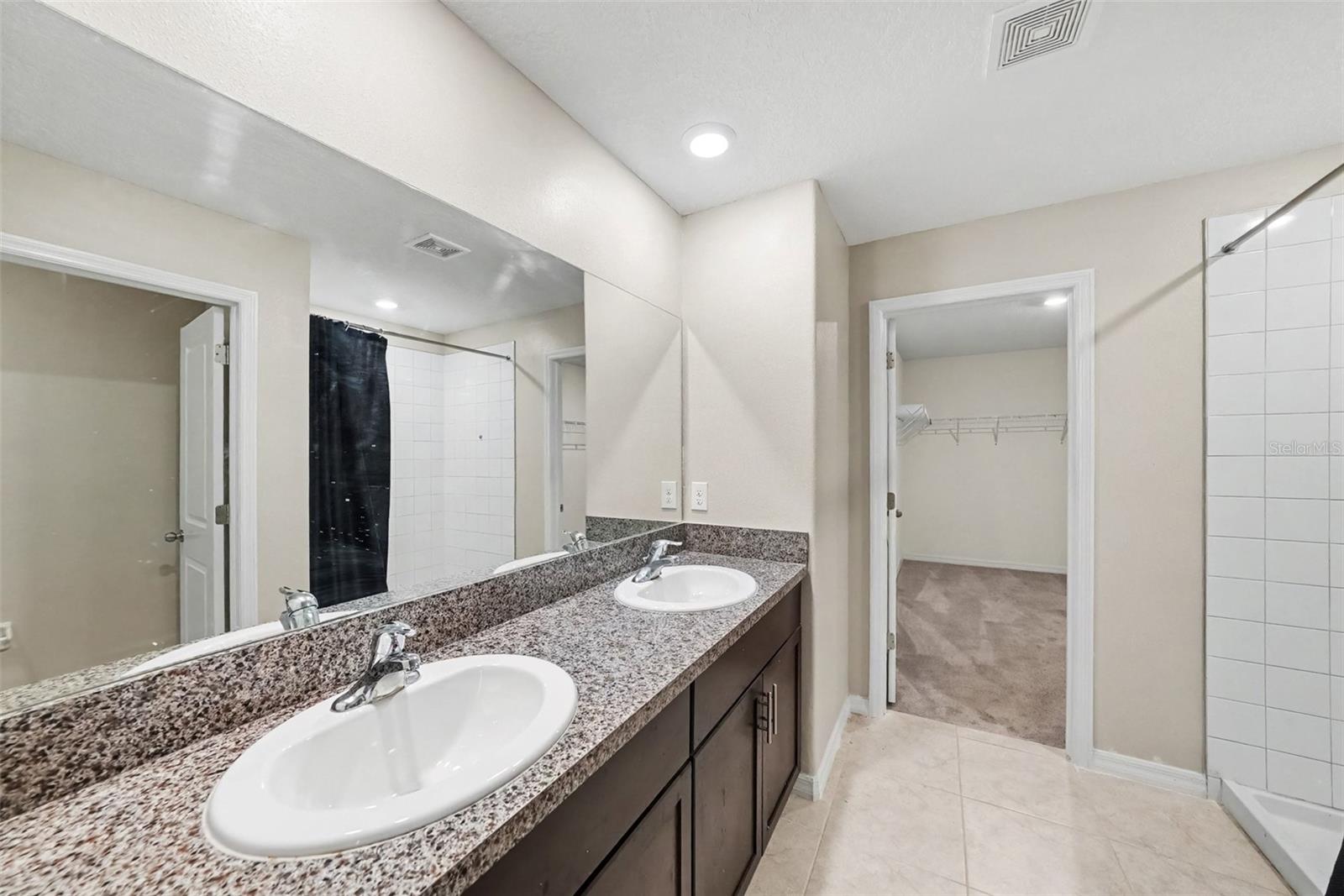 1507 GOLDEN GLOW DR — photo 17