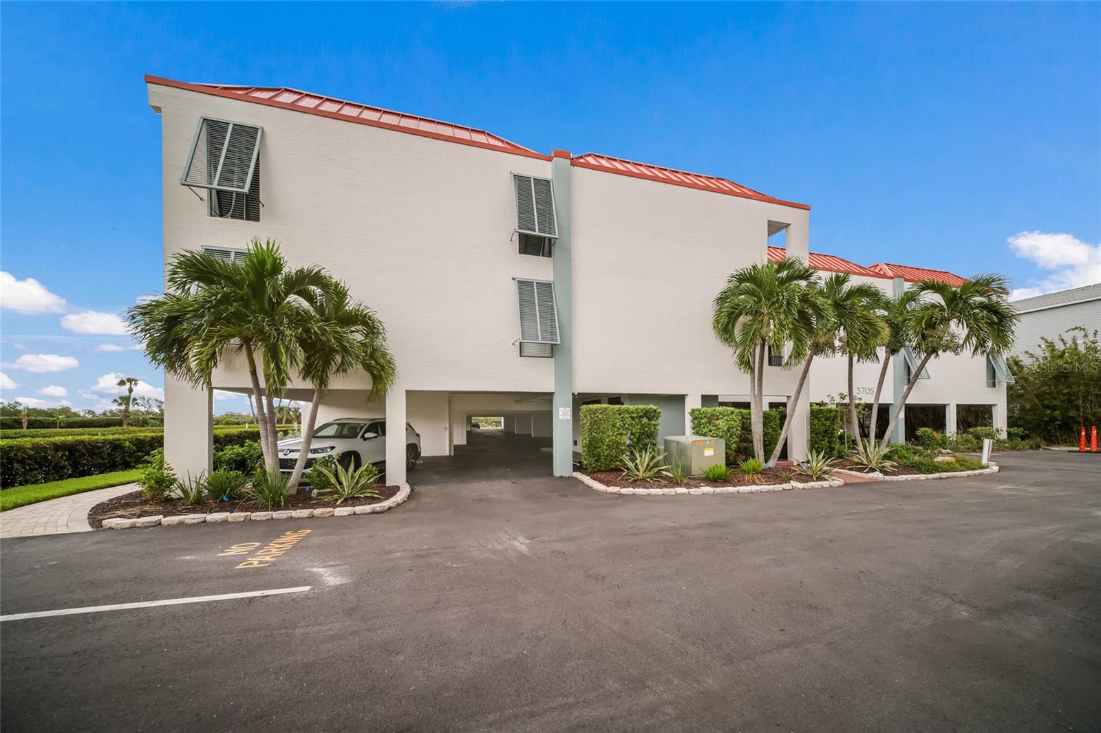 3705 E BAY DR #115 — photo 33