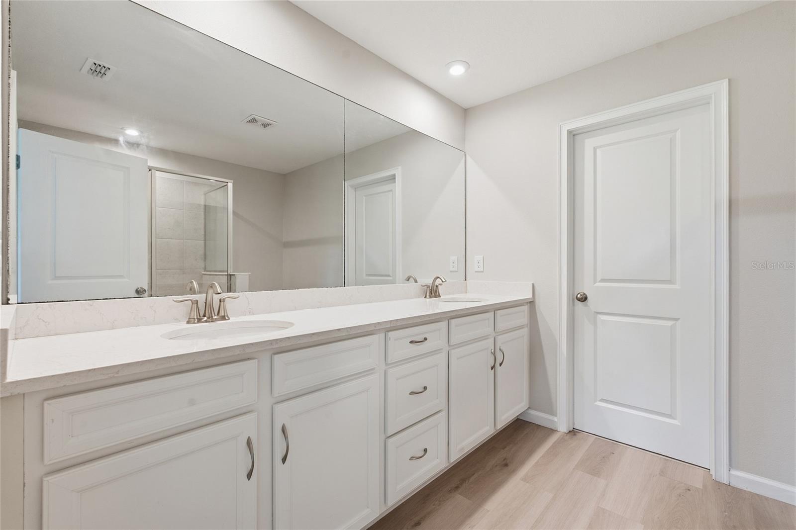 8342 WILDFLOWER GLEN AVE — photo 16