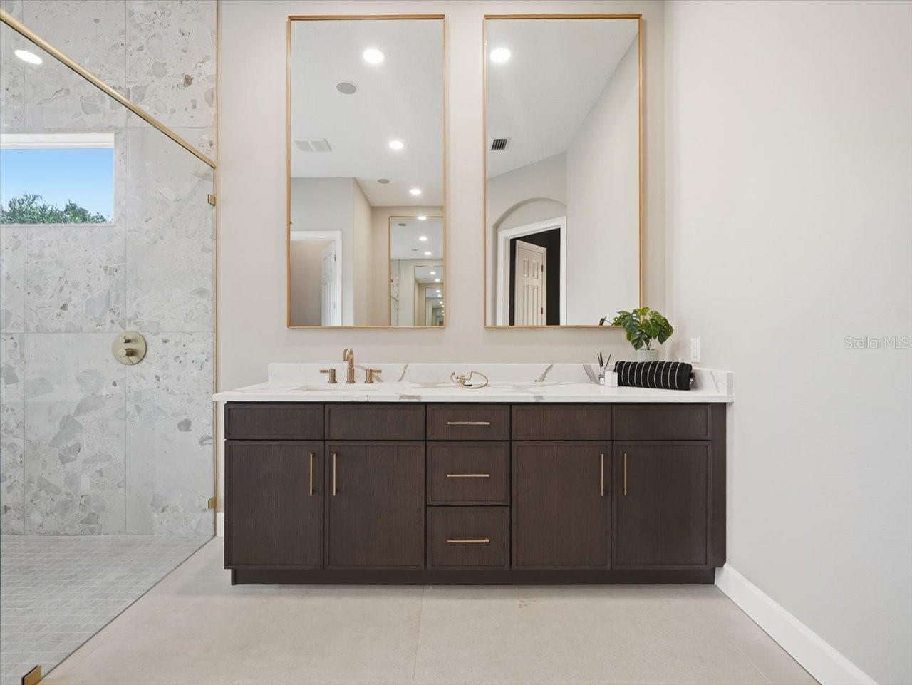 4626 RUE BORDEAUX DR — photo 24