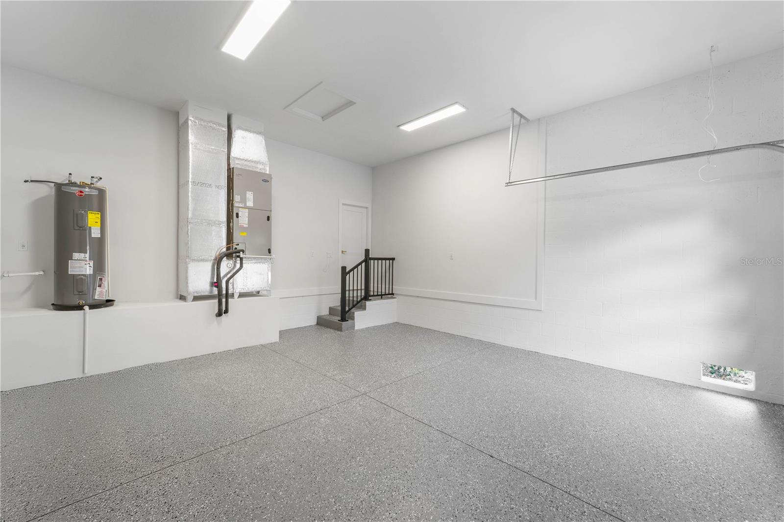 8326 JUNE ST — photo 42
