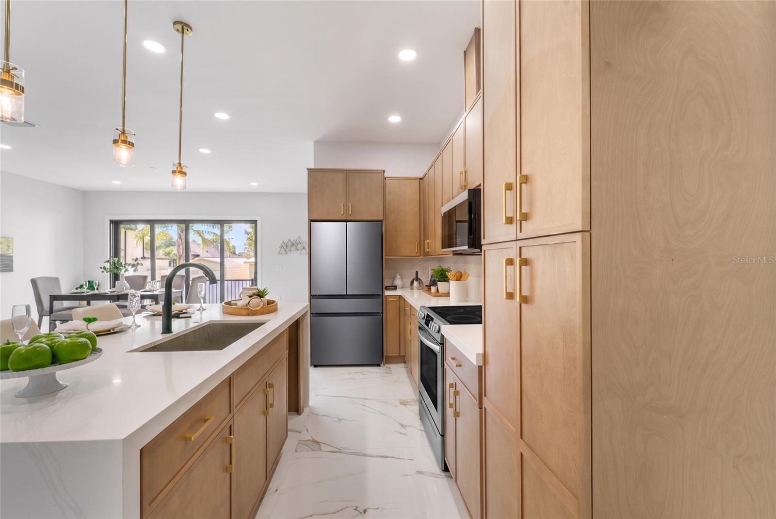 8326 JUNE ST — photo 13