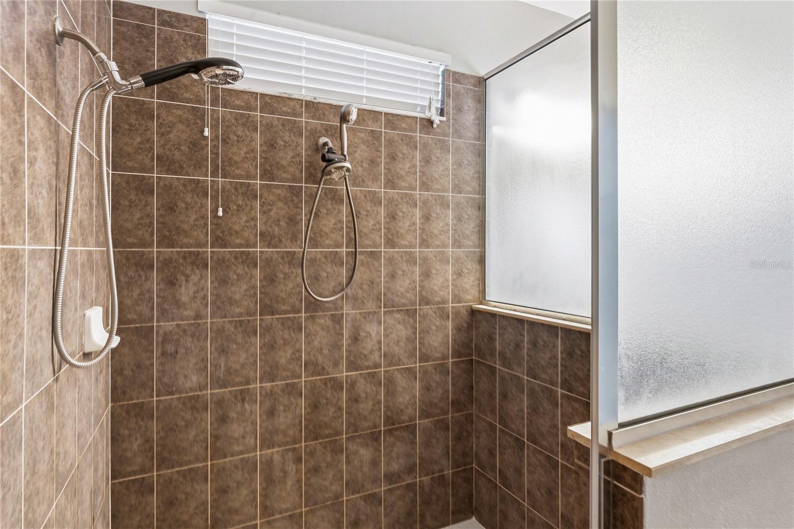 9835 BOWDEN MILL CT — photo 27