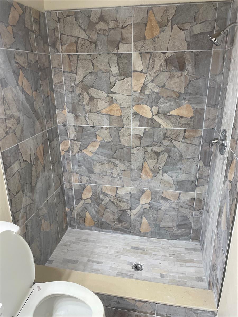 613 61ST AVENUE TER E #613 — photo 11