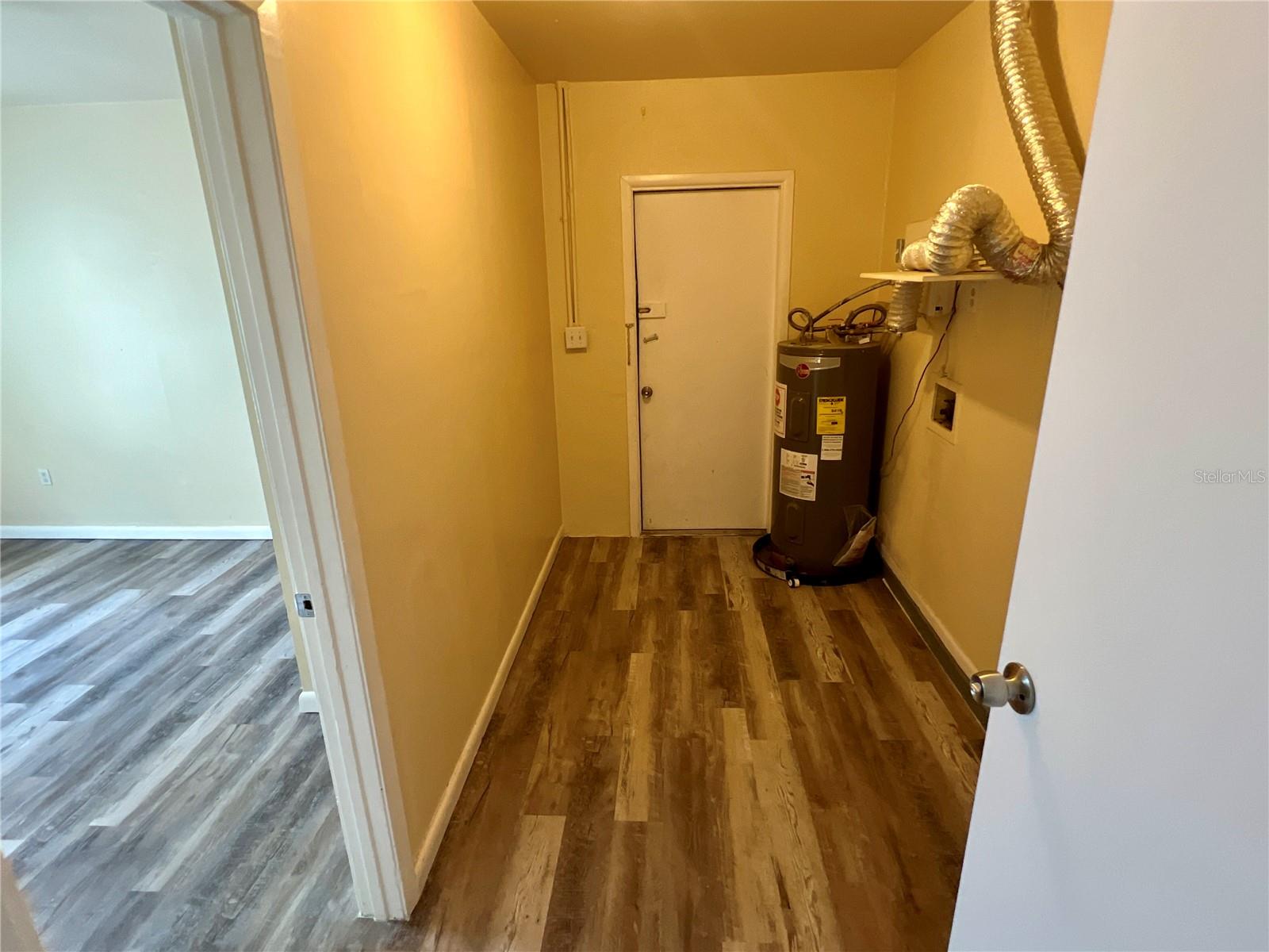 613 61ST AVENUE TER E #613 — photo 5