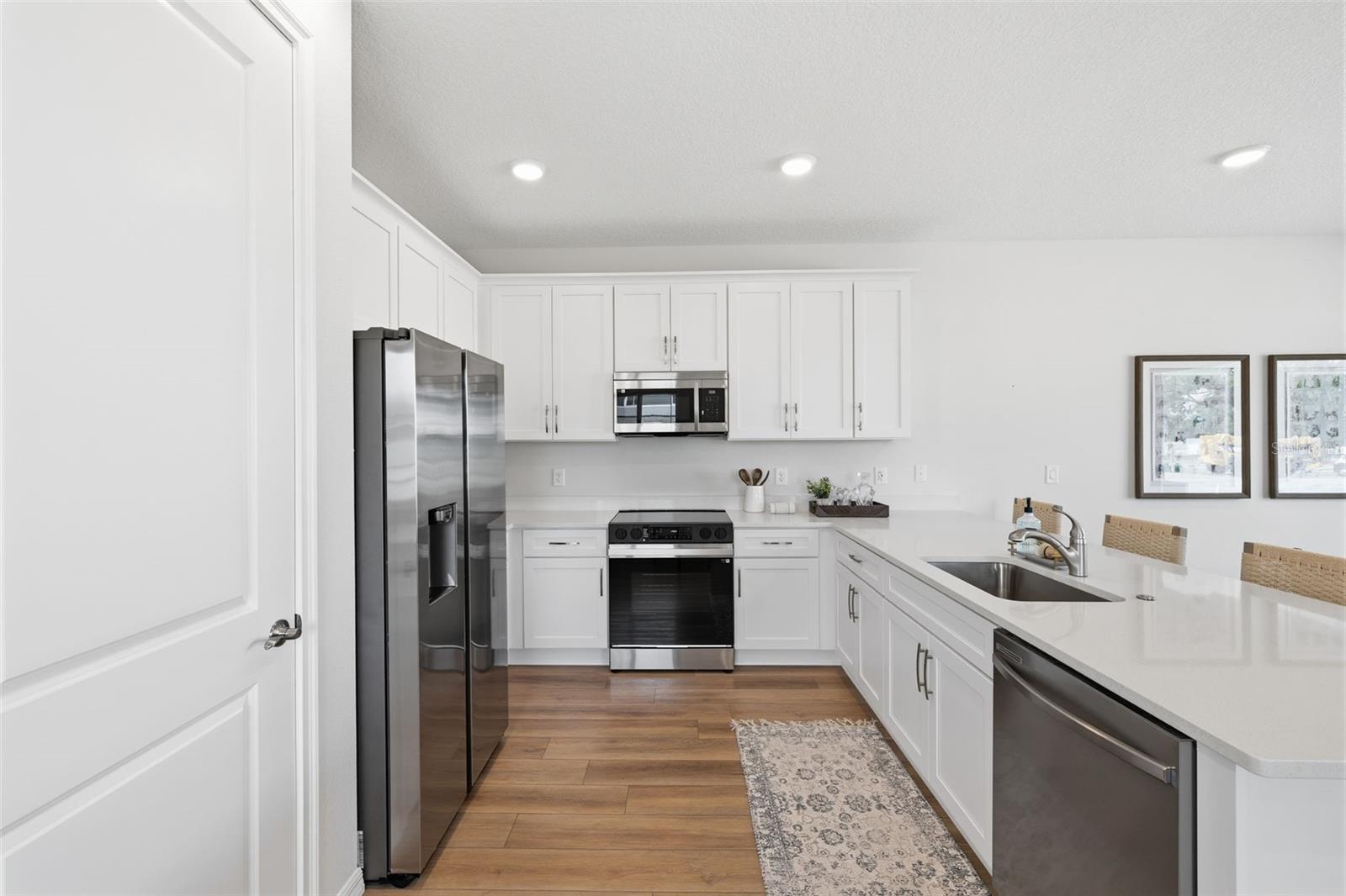 5819 ANGELA LEYLA PL — photo 7
