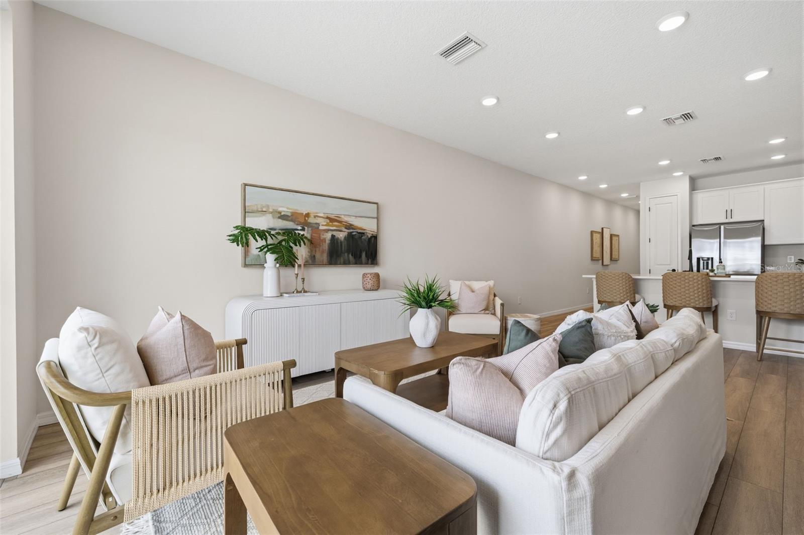 5817 ANGELA LEYLA PL — photo 5