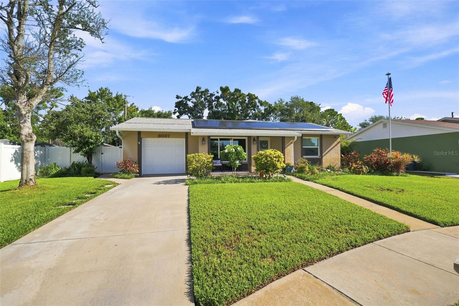 8037 POWDER HORN CIR — photo 3