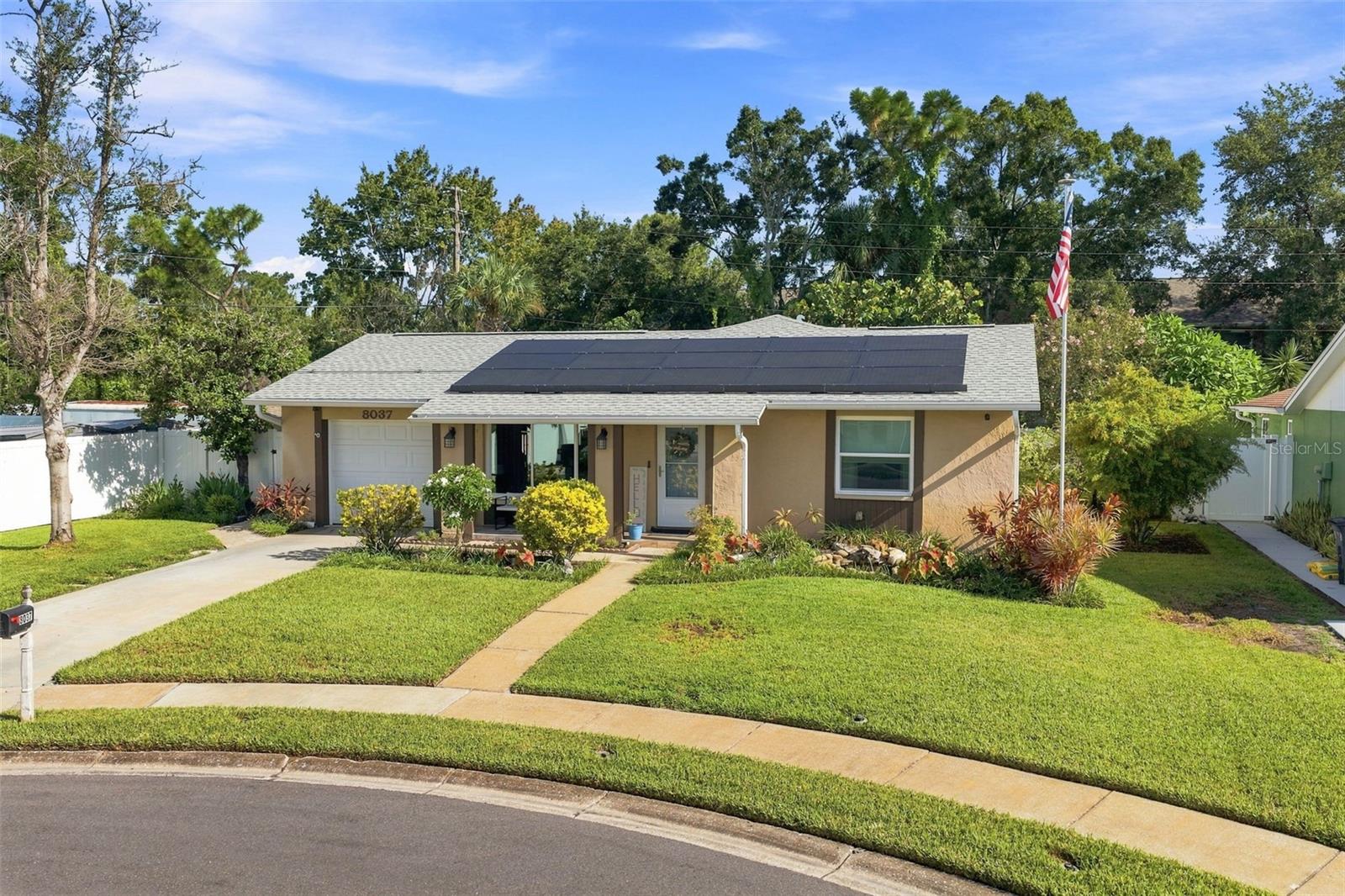 8037 POWDER HORN CIR — photo 39