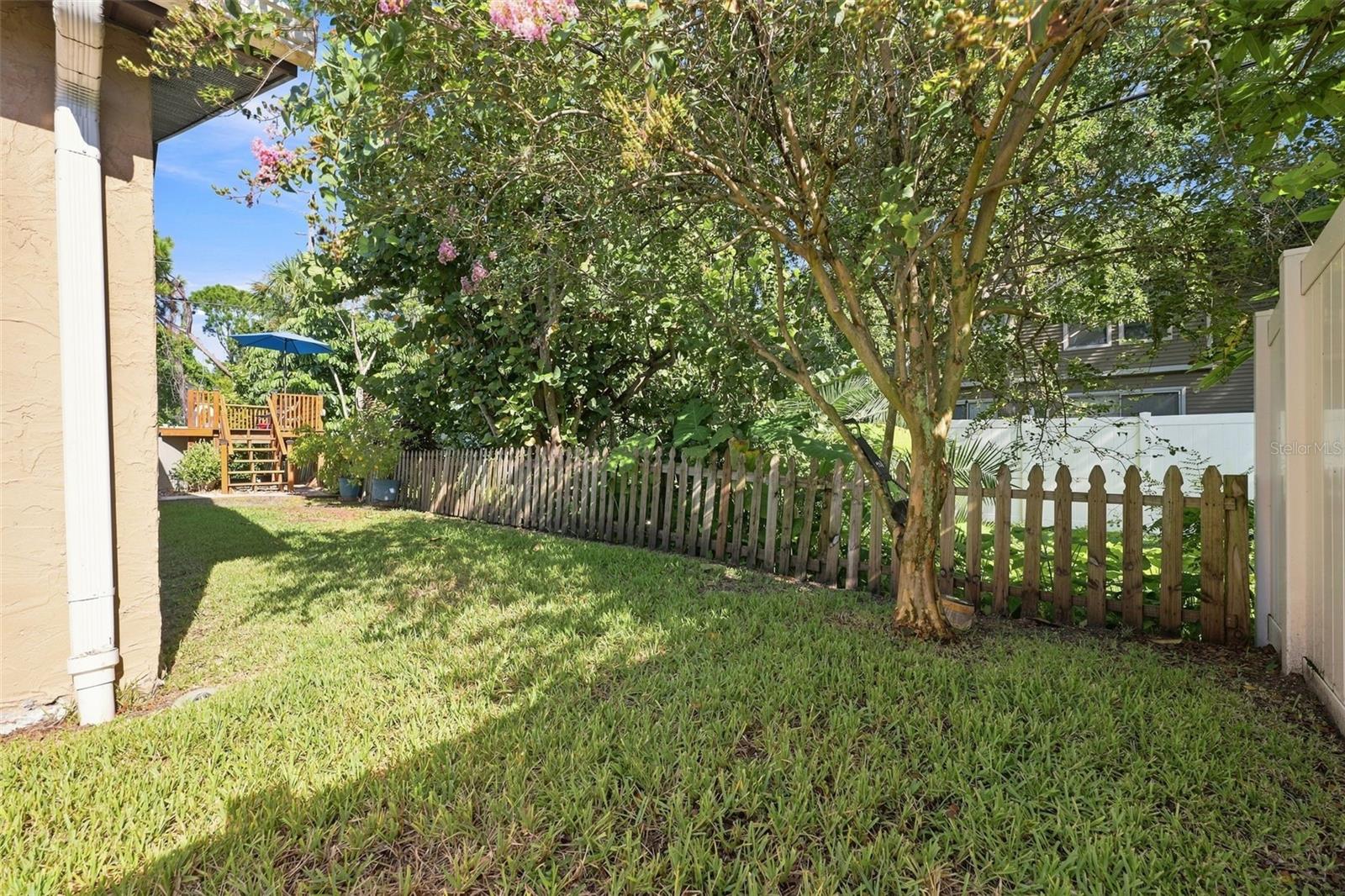 8037 POWDER HORN CIR — photo 37