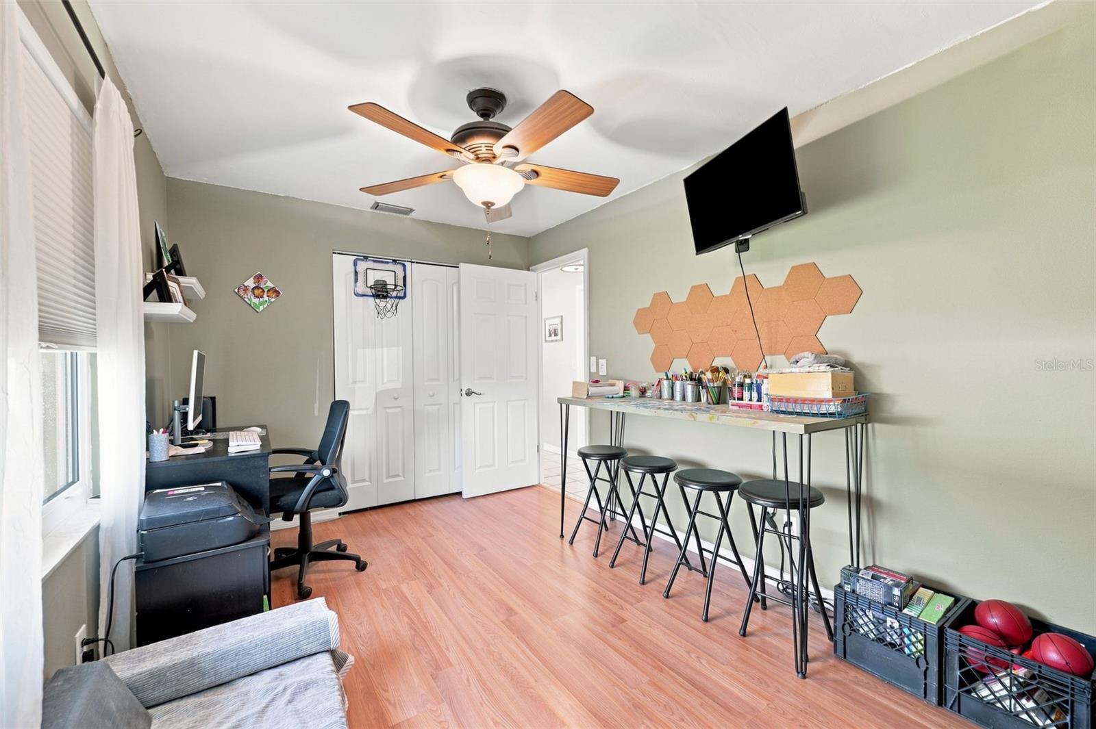 8037 POWDER HORN CIR — photo 24