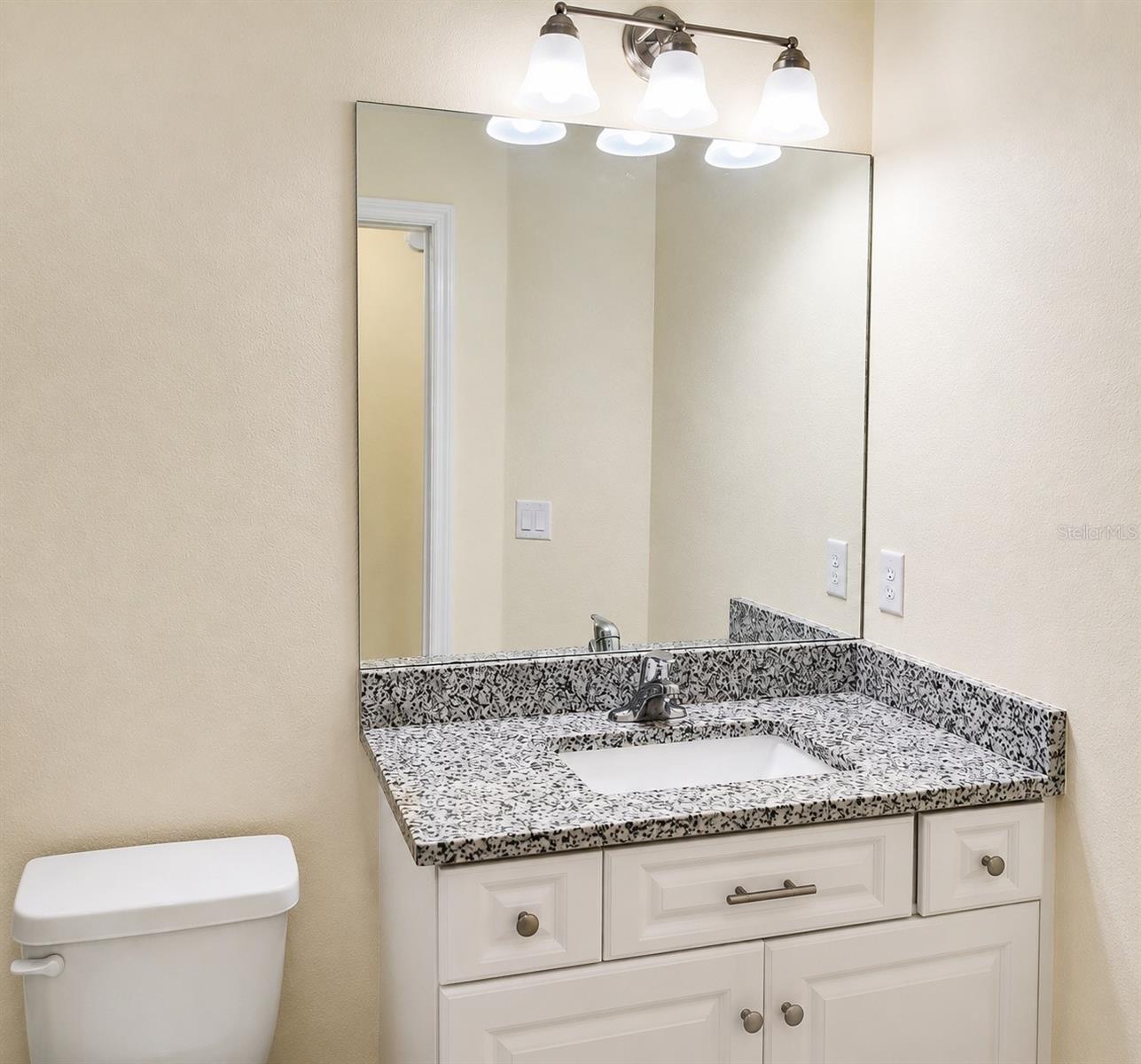 10114 BRIAR CIR — photo 15