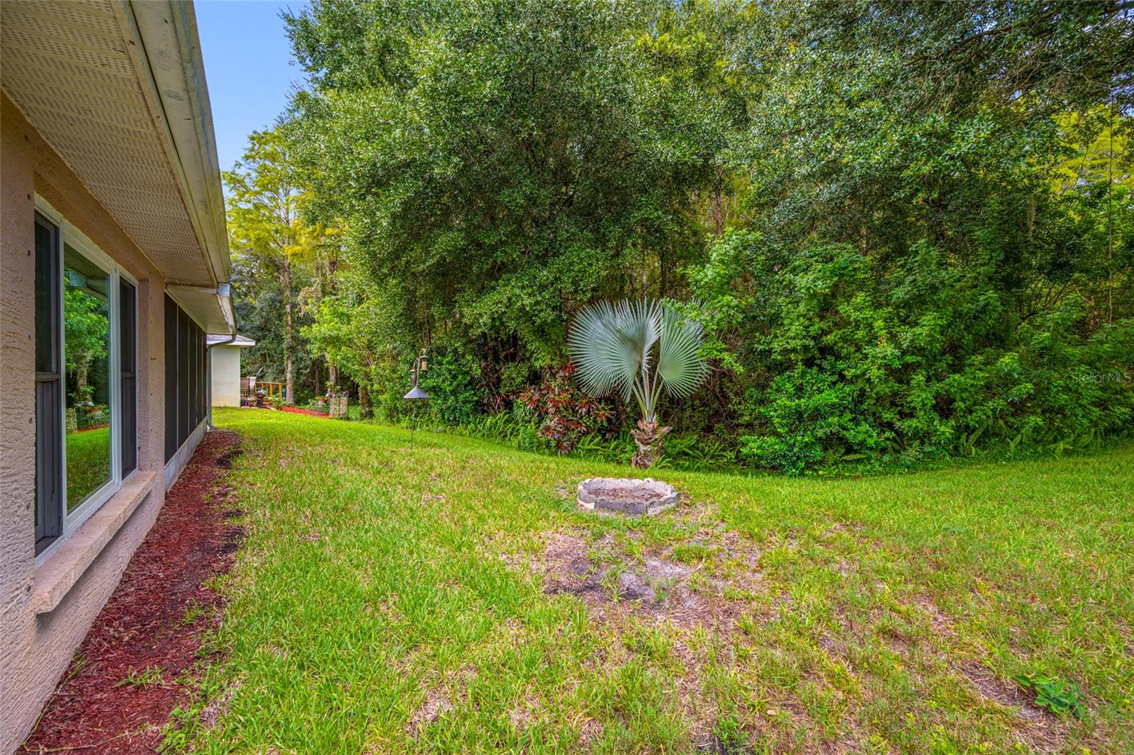 1044 DALESIDE LN — photo 36