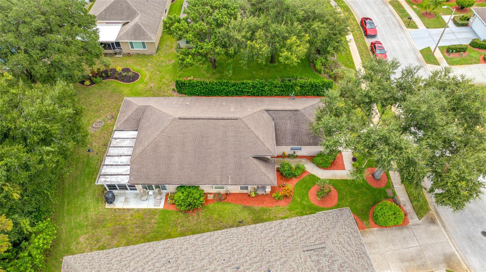 1044 DALESIDE LN — photo 37