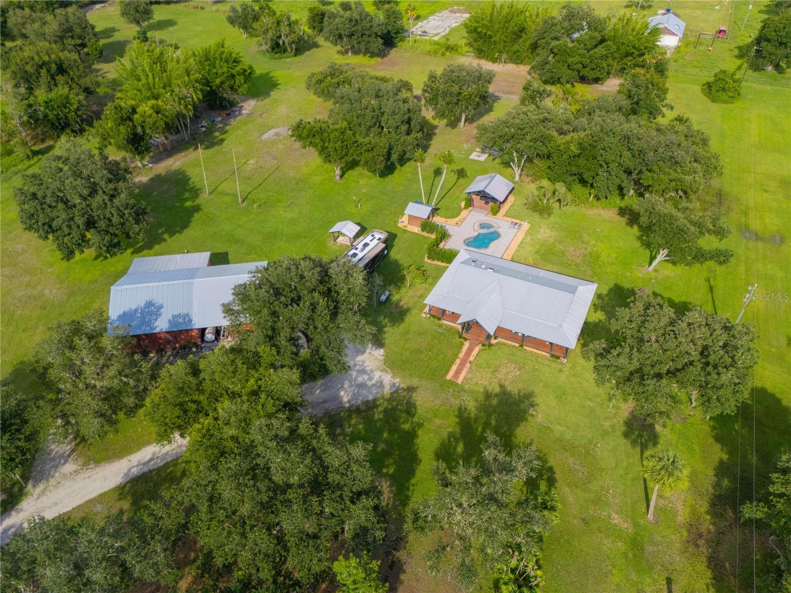 15190 LEEANN RD — photo 31