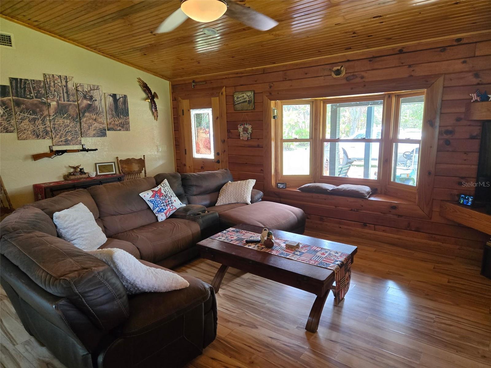 15190 LEEANN RD — photo 10
