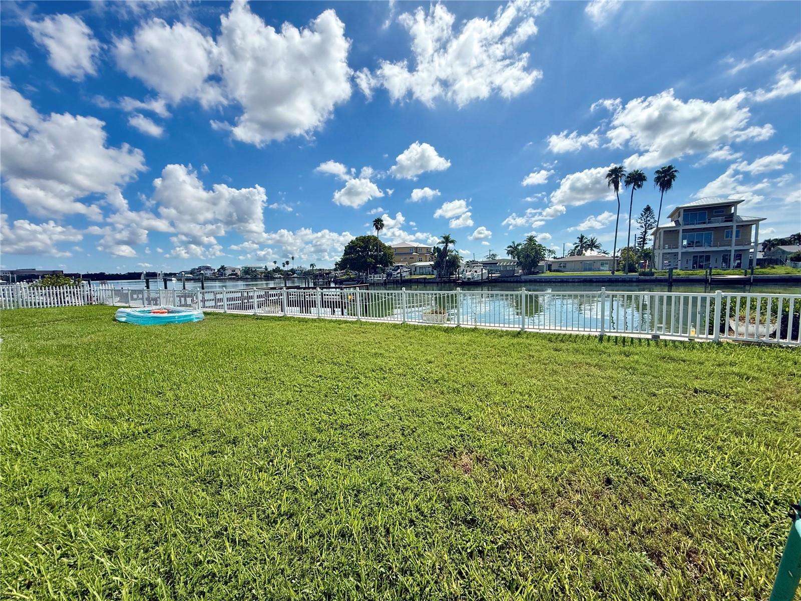 722 PRUITT DR — photo 4