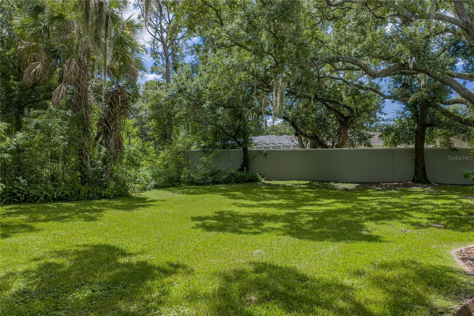 2405 EARLSWOOD CT — photo 48