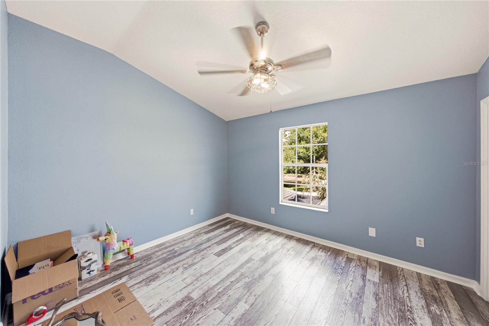 2405 EARLSWOOD CT — photo 34