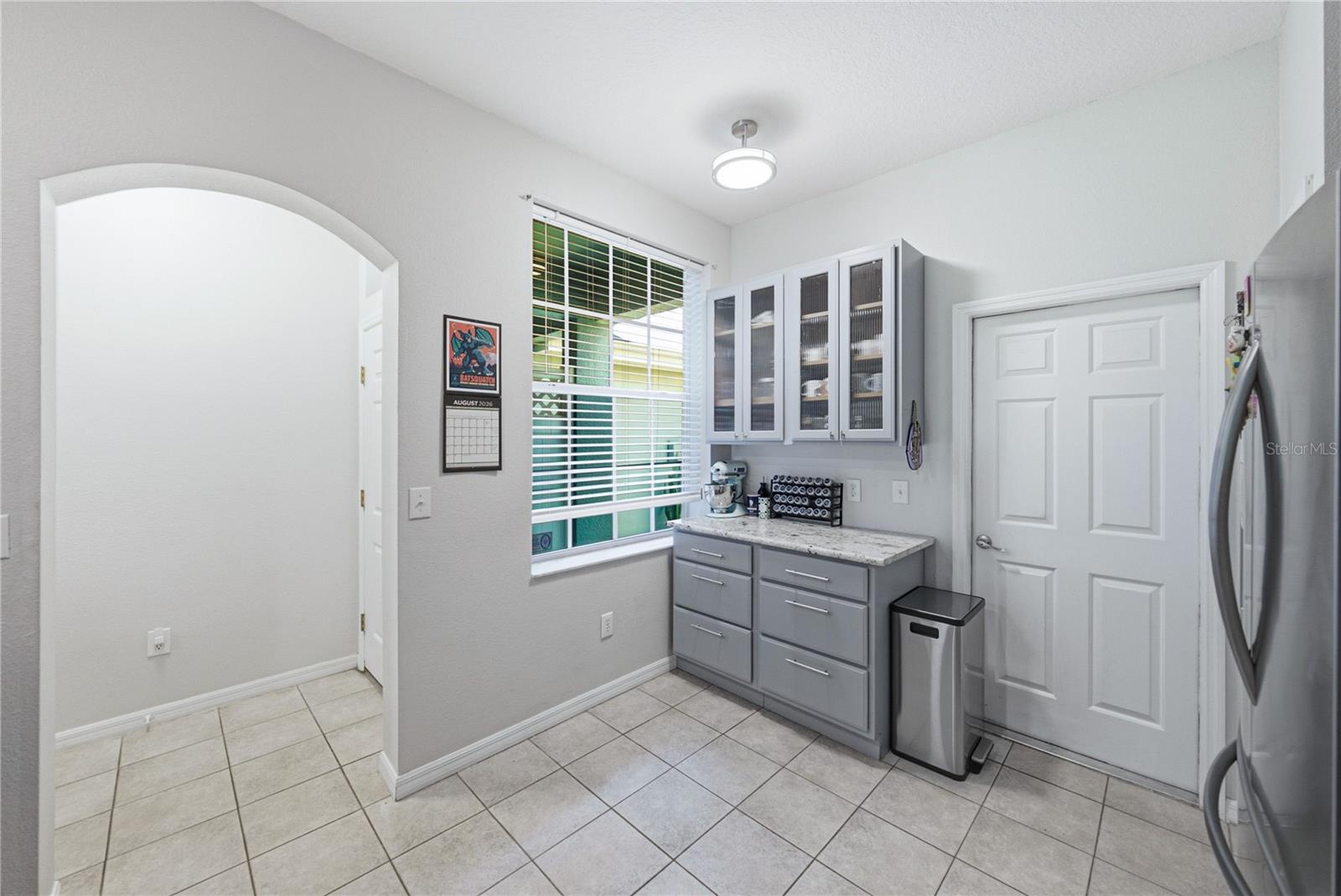 2405 EARLSWOOD CT — photo 16