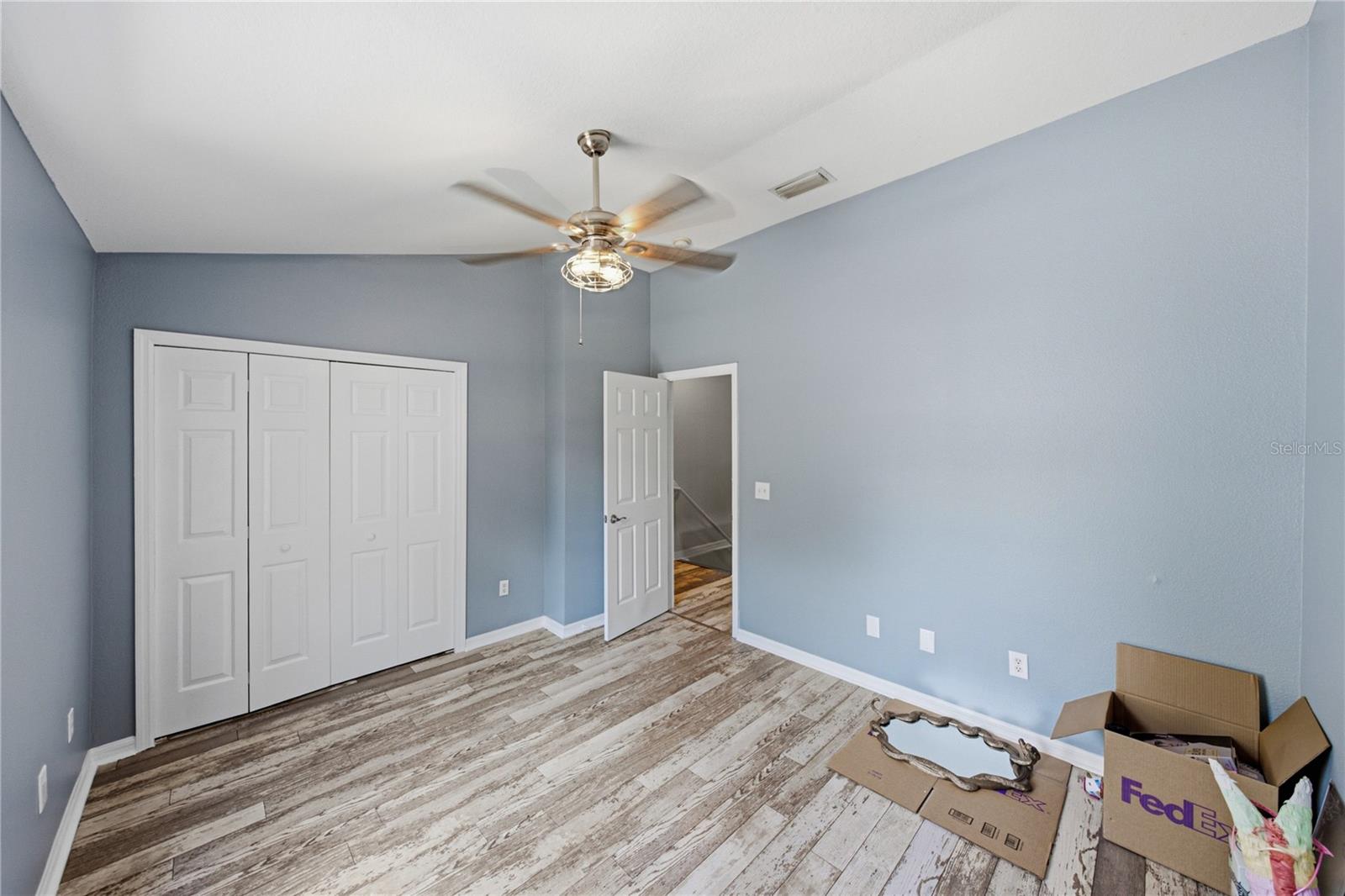 2405 EARLSWOOD CT — photo 35