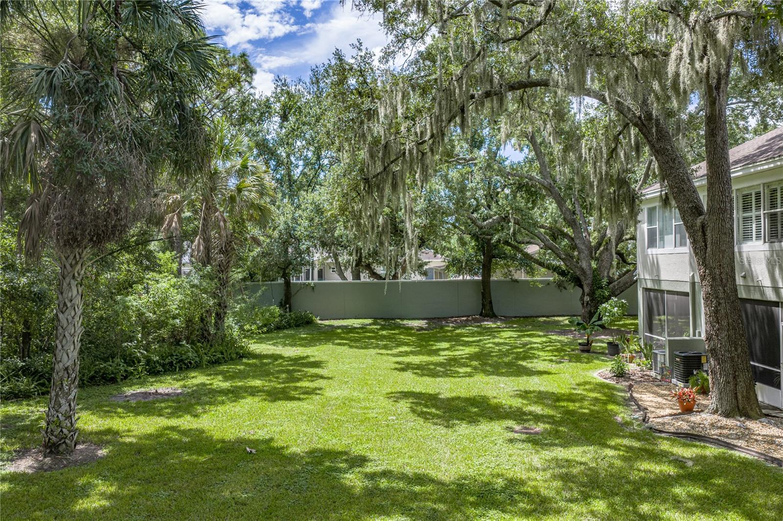 2405 EARLSWOOD CT — photo 47