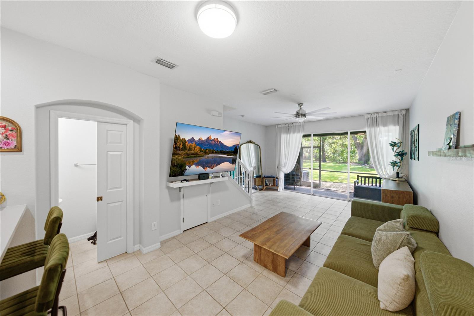 2405 EARLSWOOD CT — photo 4