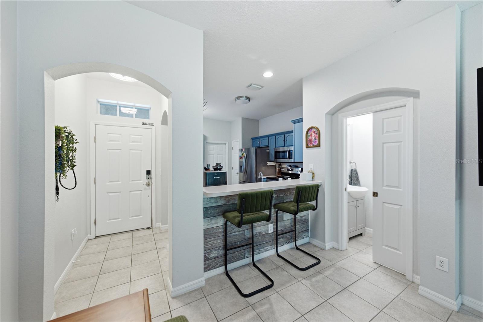 2405 EARLSWOOD CT — photo 17