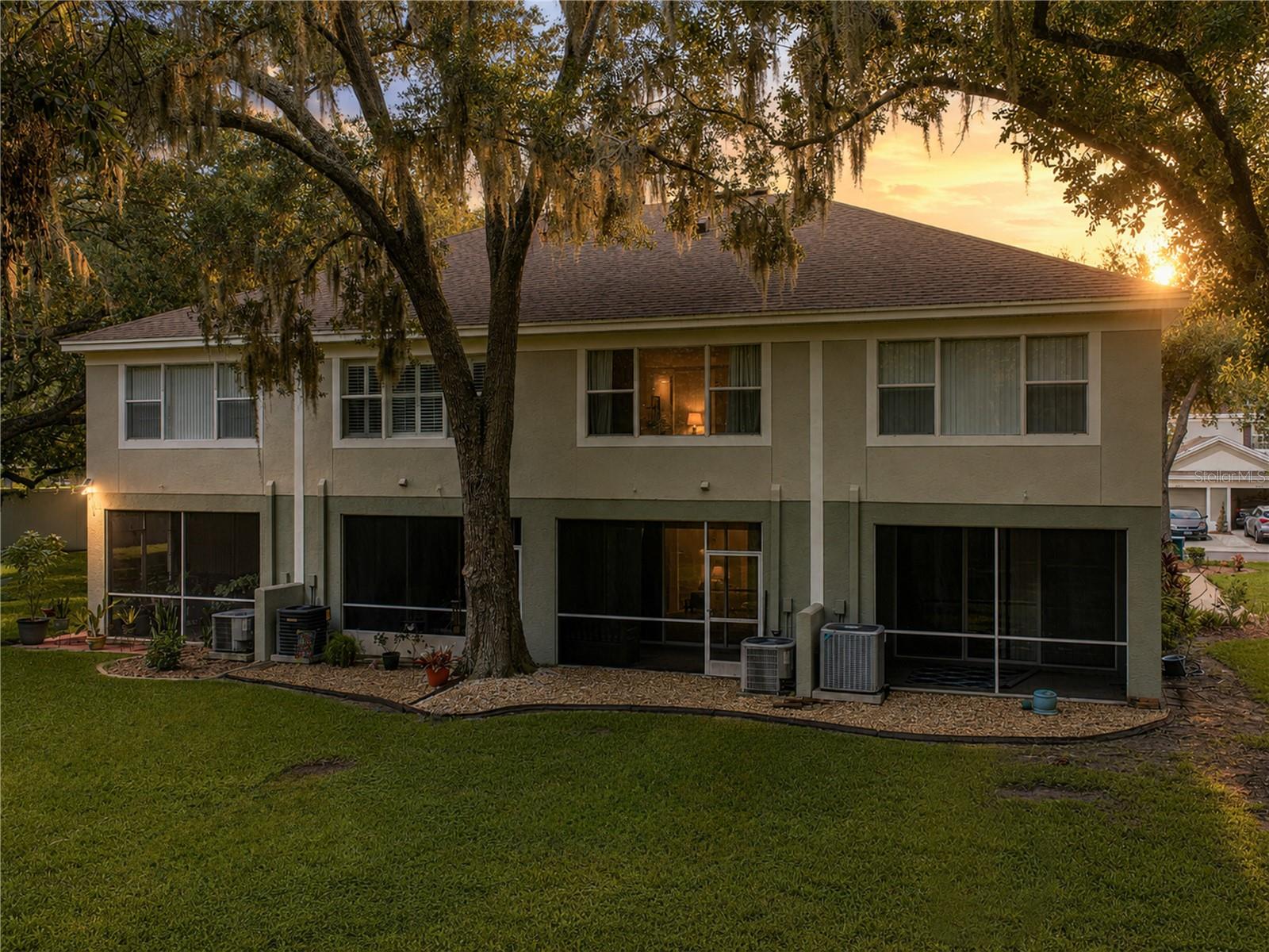 2405 EARLSWOOD CT — photo 36