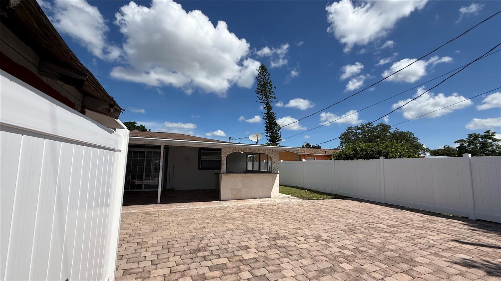 3100 LAKE RIDGE DR — photo 12