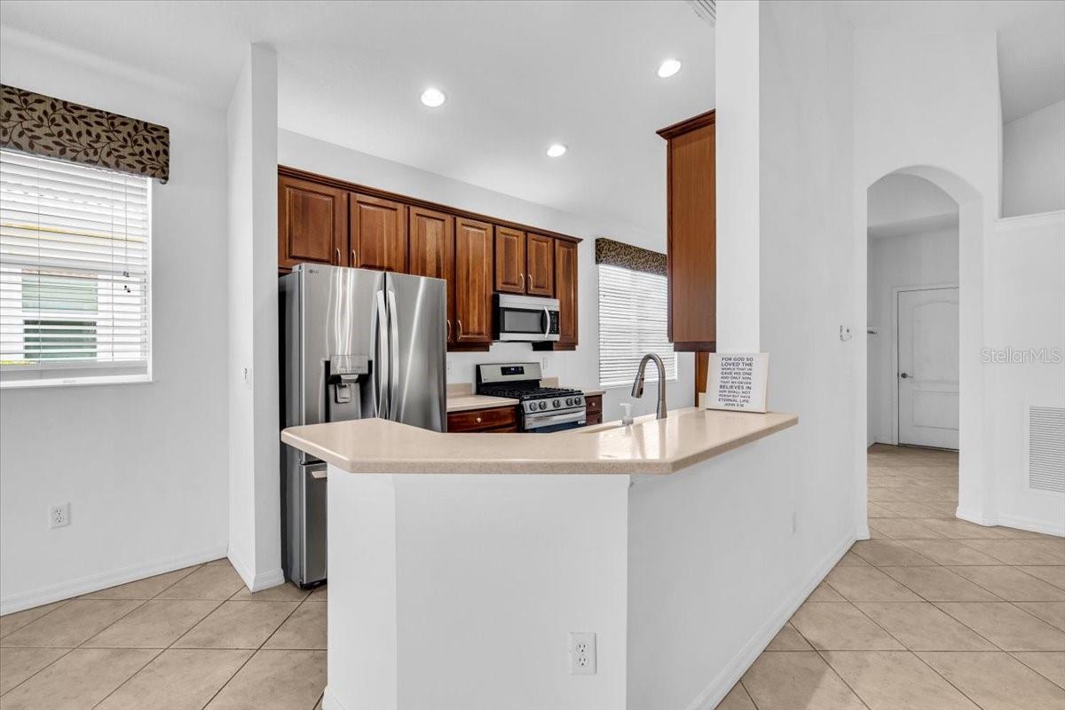 6393 ROOKERY CIR — photo 9