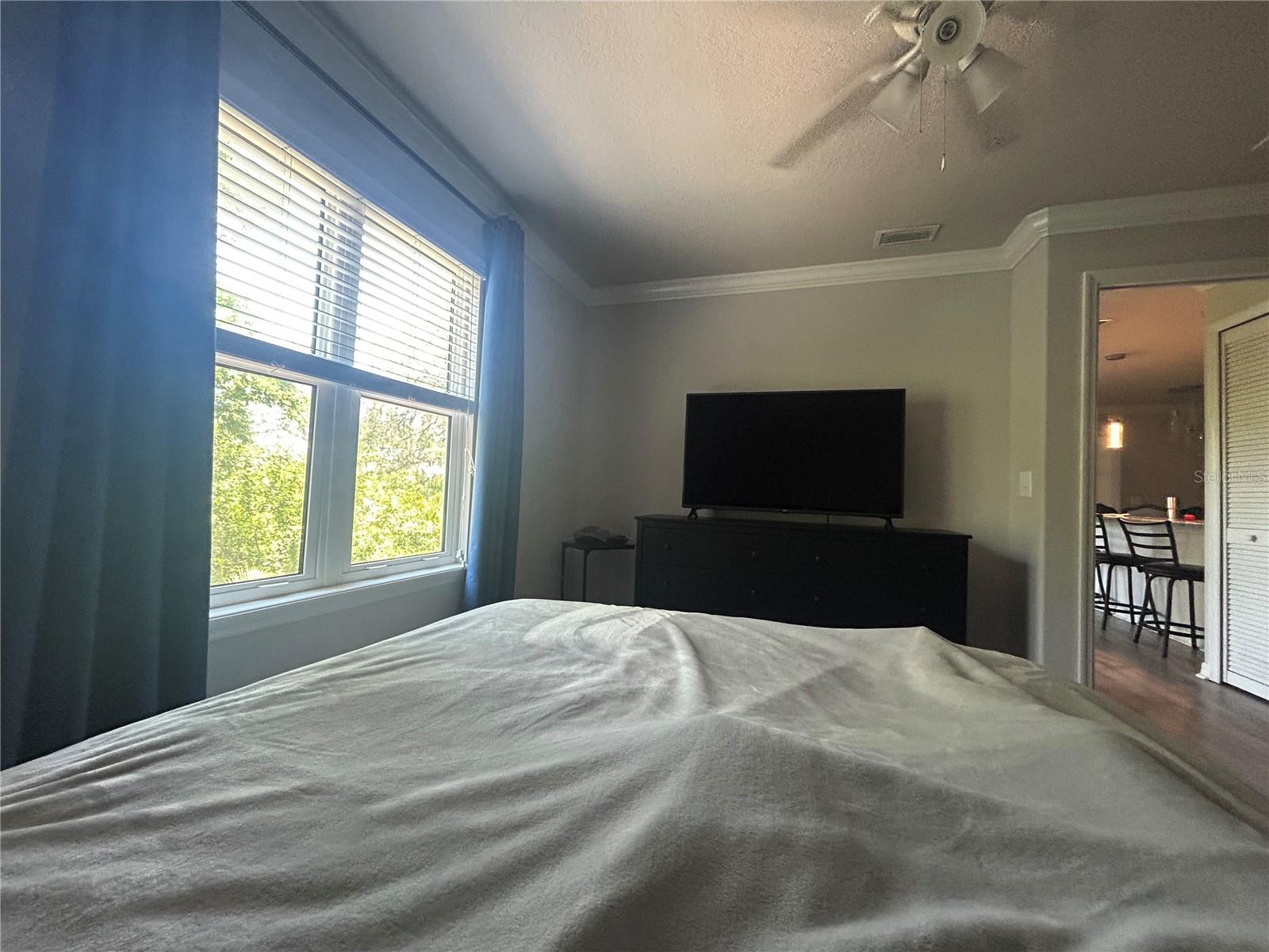 5111 ROYAL PALMS WAY #202 — photo 10
