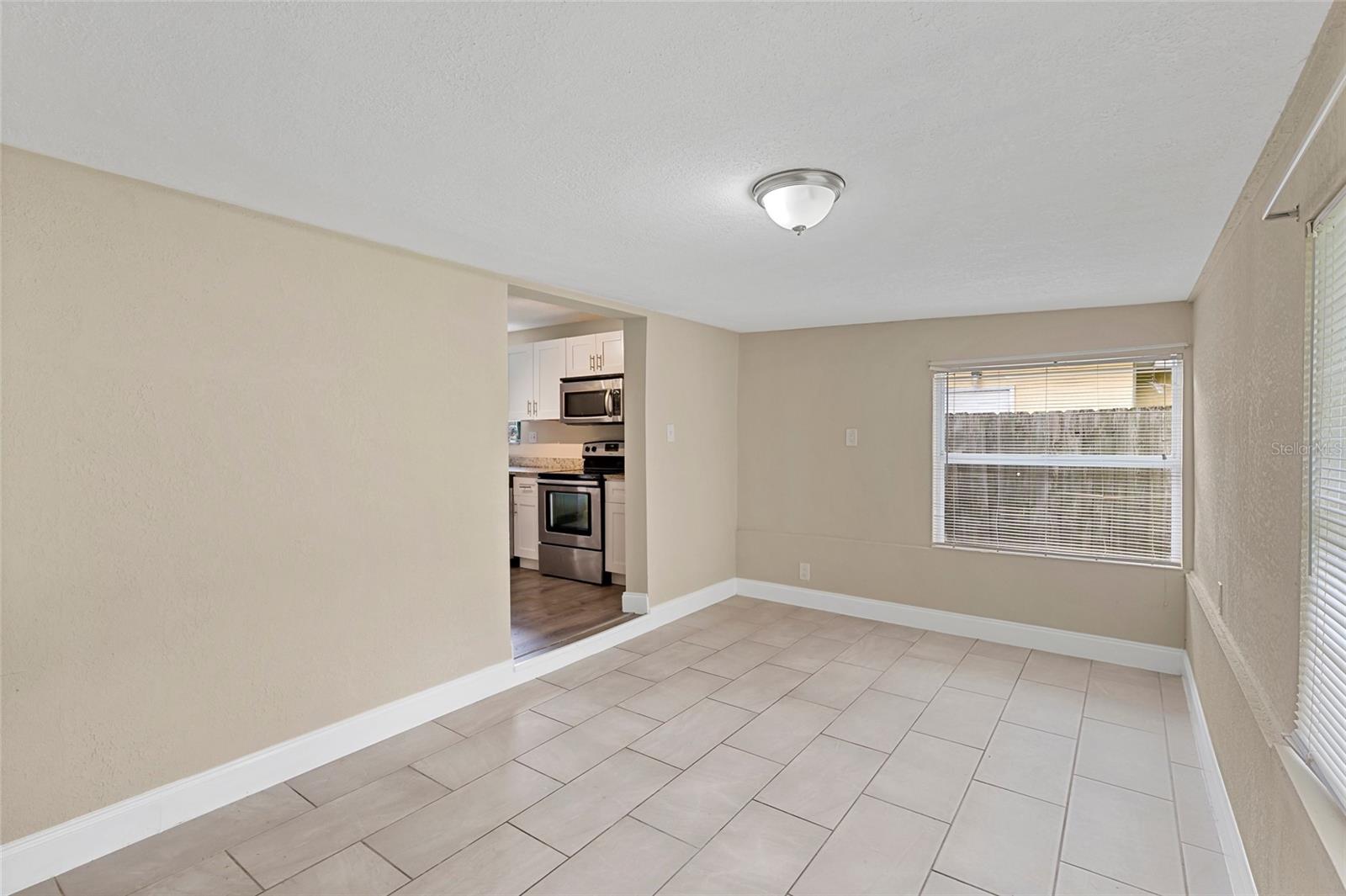 118 DAVID AVE — photo 14