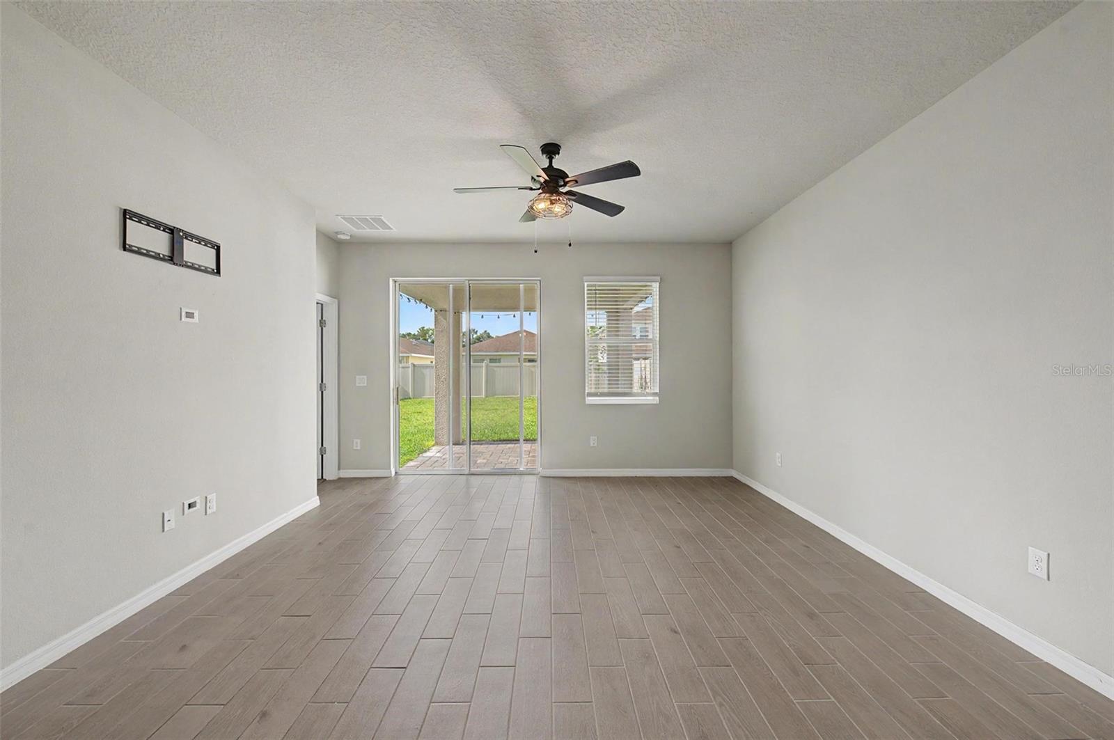 5435 BUNGALOW GROVE CT — photo 12
