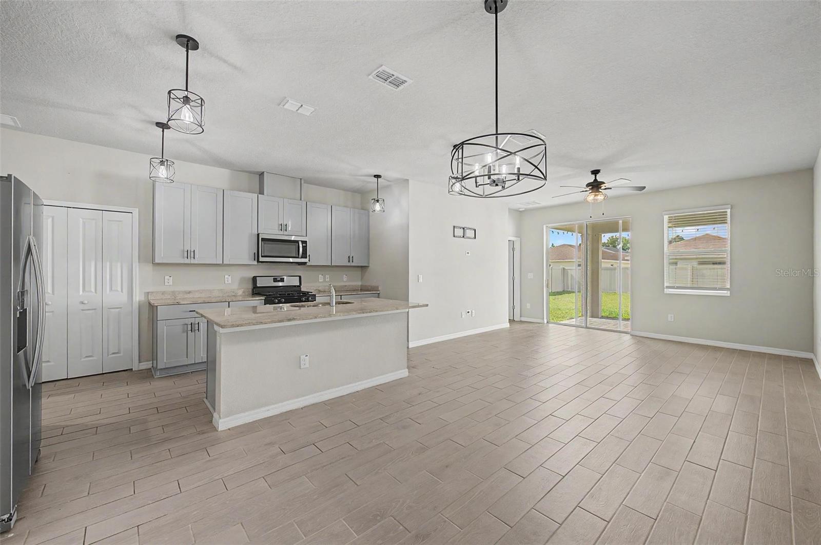 5435 BUNGALOW GROVE CT — photo 14