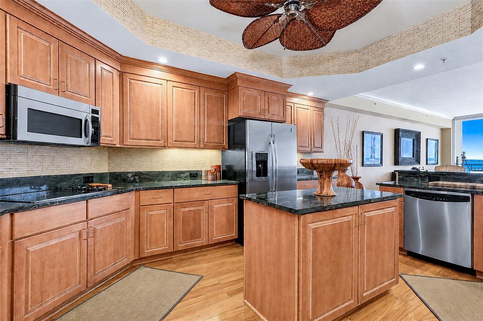 15208 GULF BLVD #404 — photo 35