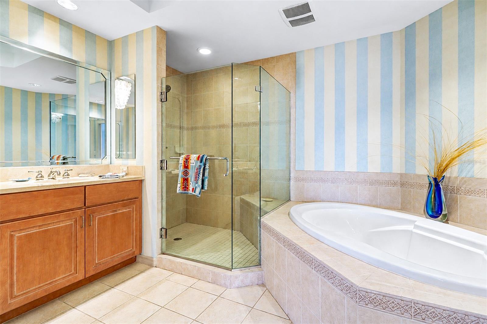 15208 GULF BLVD #404 — photo 44