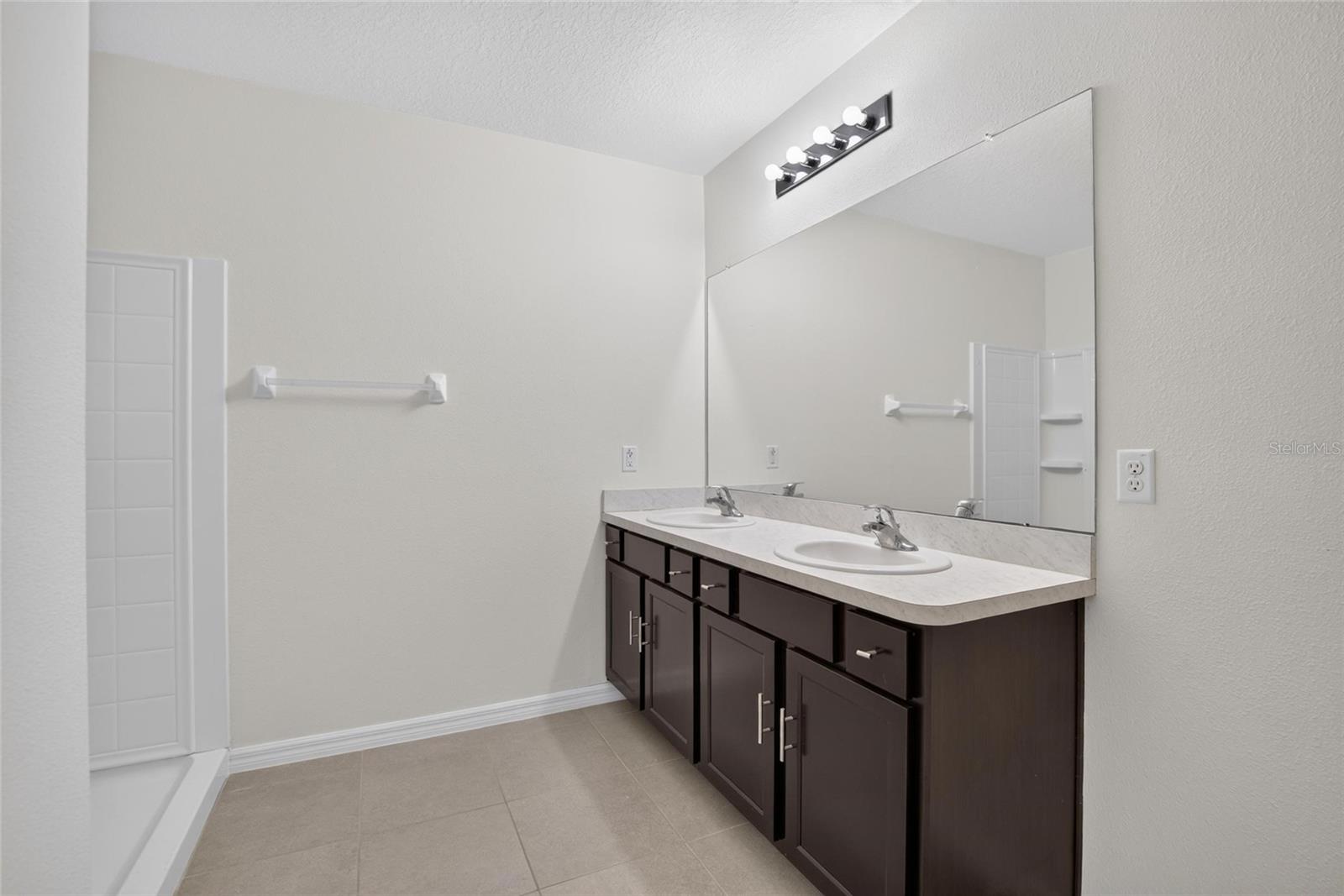 16441 TREASURE POINT DR — photo 39