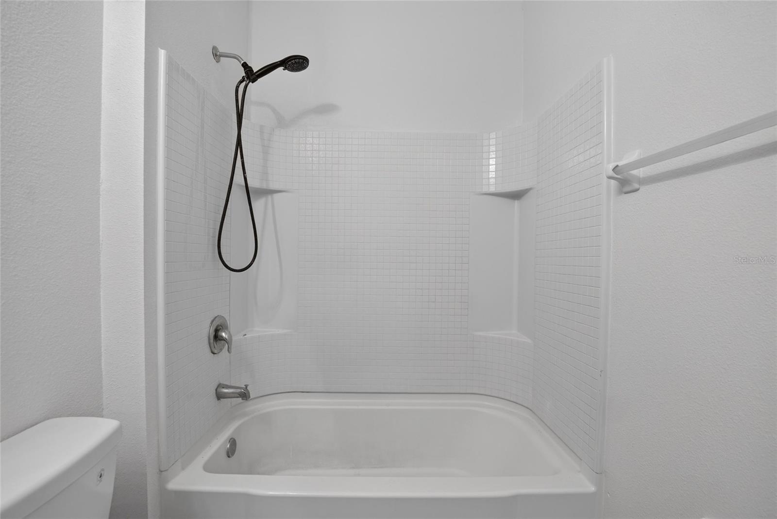 16441 TREASURE POINT DR — photo 8