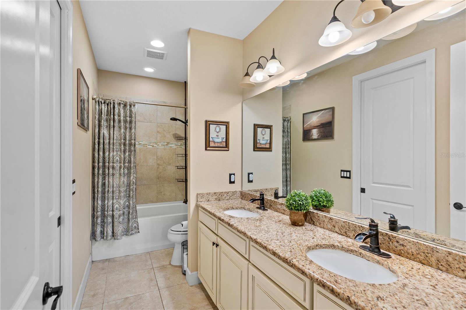 5548 SENTIERO DR — photo 40