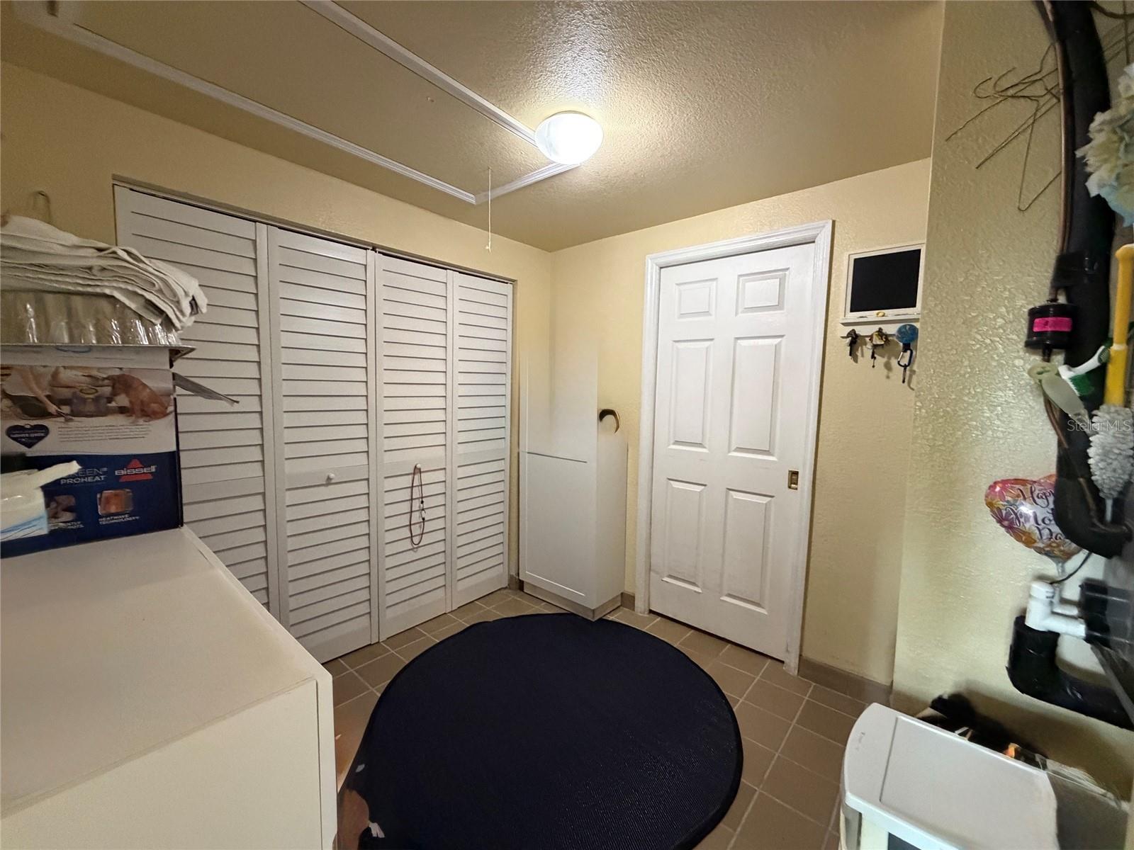 7004 ROCKWOOD DR — photo 24