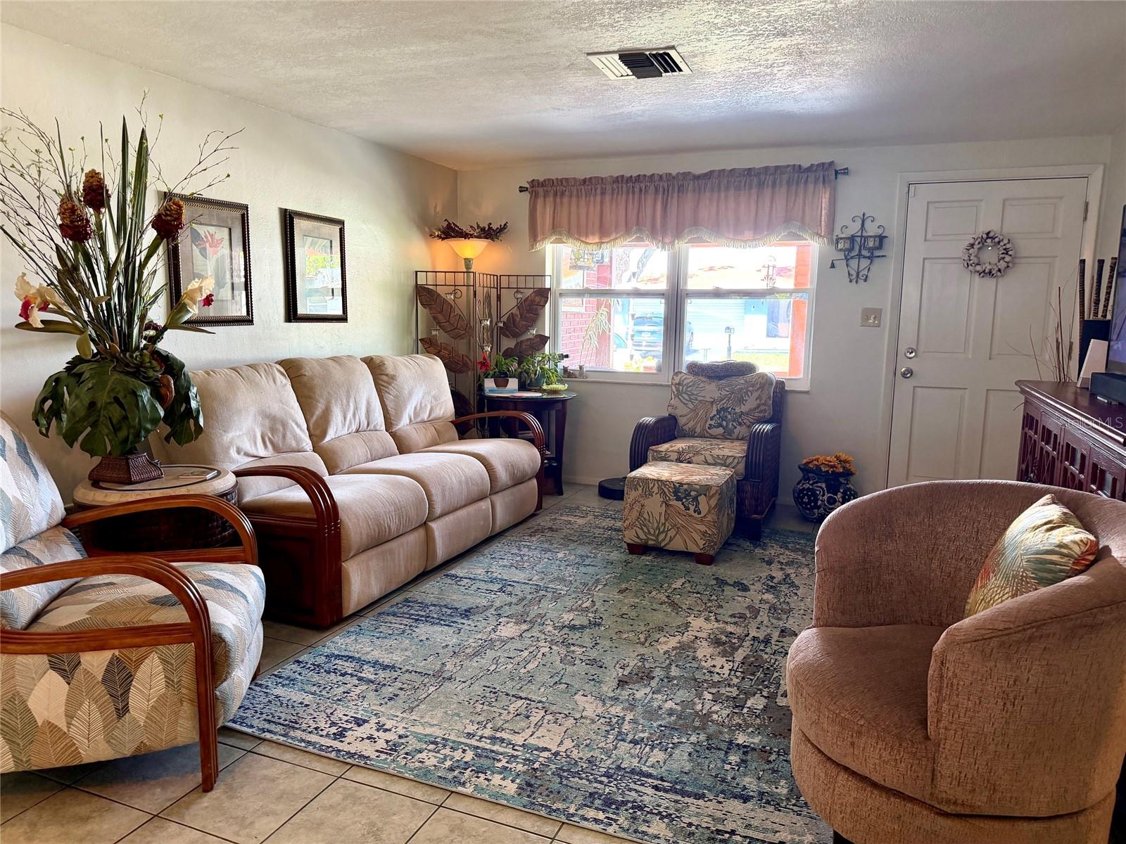 7004 ROCKWOOD DR — photo 8