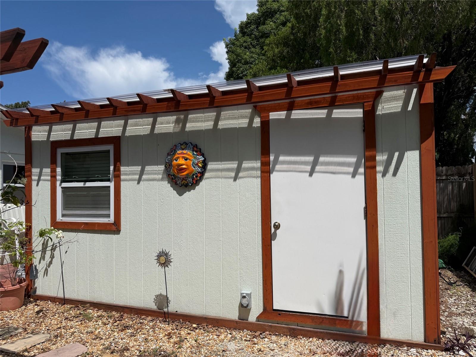 7004 ROCKWOOD DR — photo 37