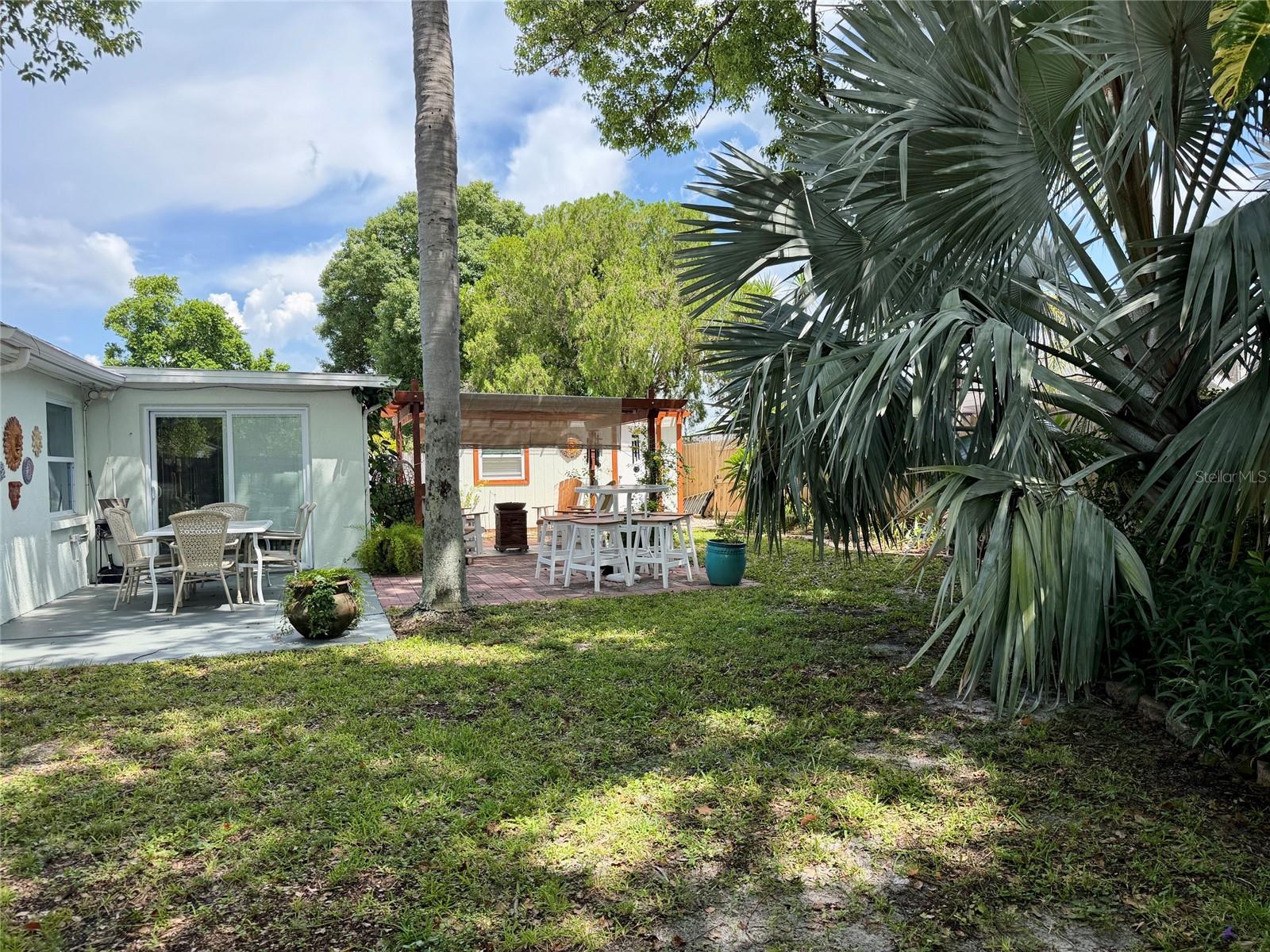 7004 ROCKWOOD DR — photo 30