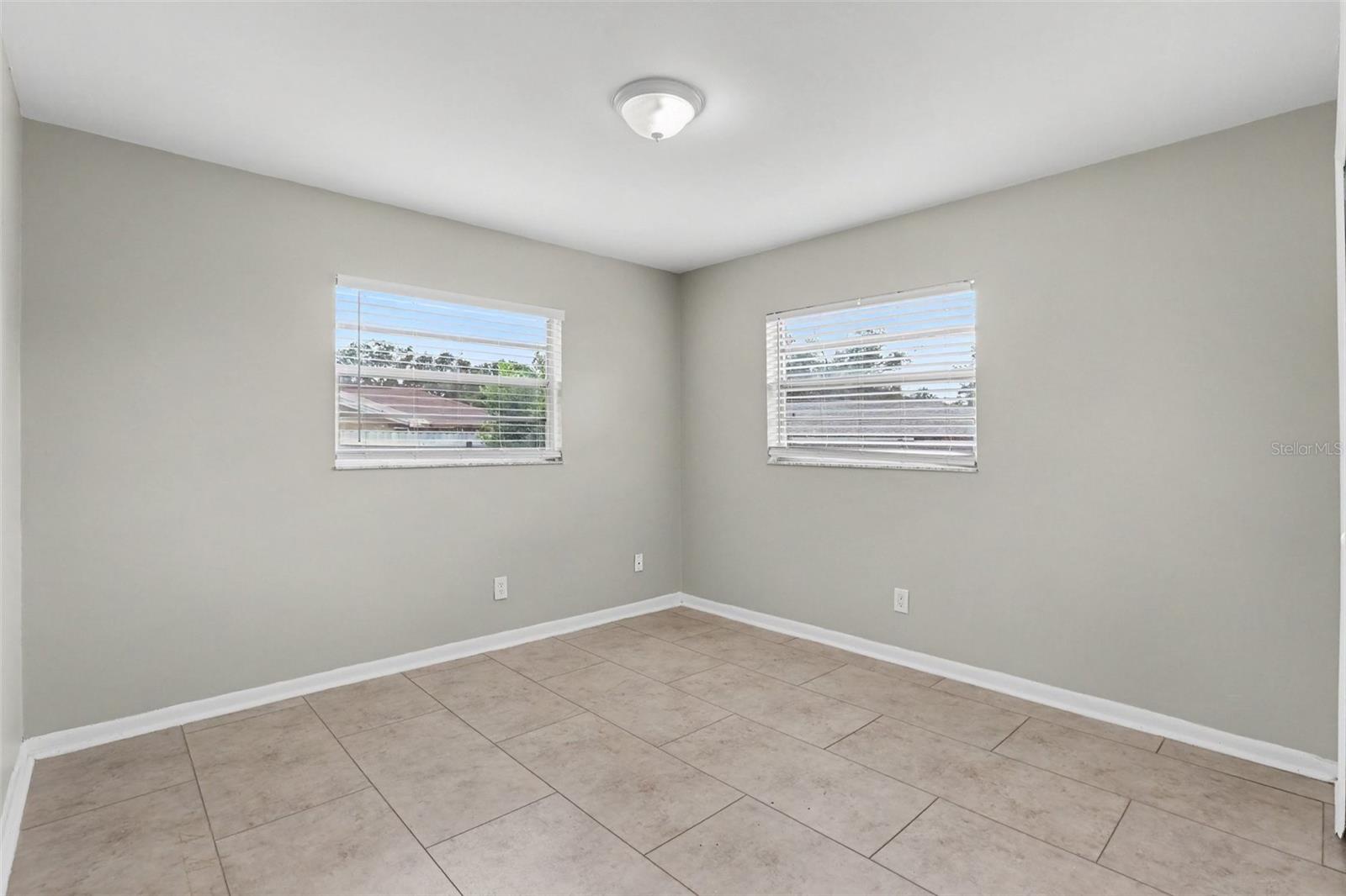 1909 SHANNONWOOD CT — photo 15