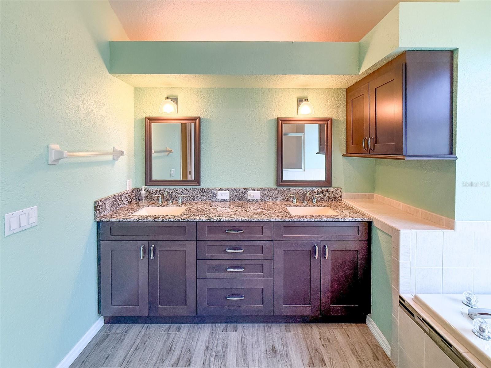 8533 CORAL CREEK LOOP — photo 14