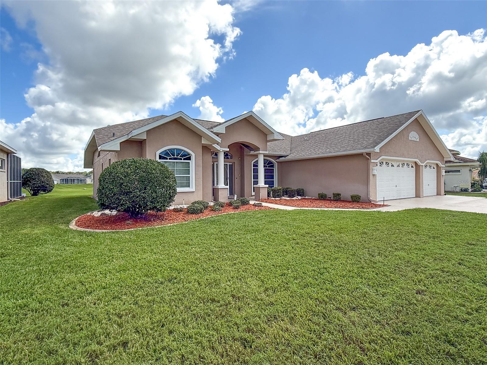 8533 CORAL CREEK LOOP — photo 3