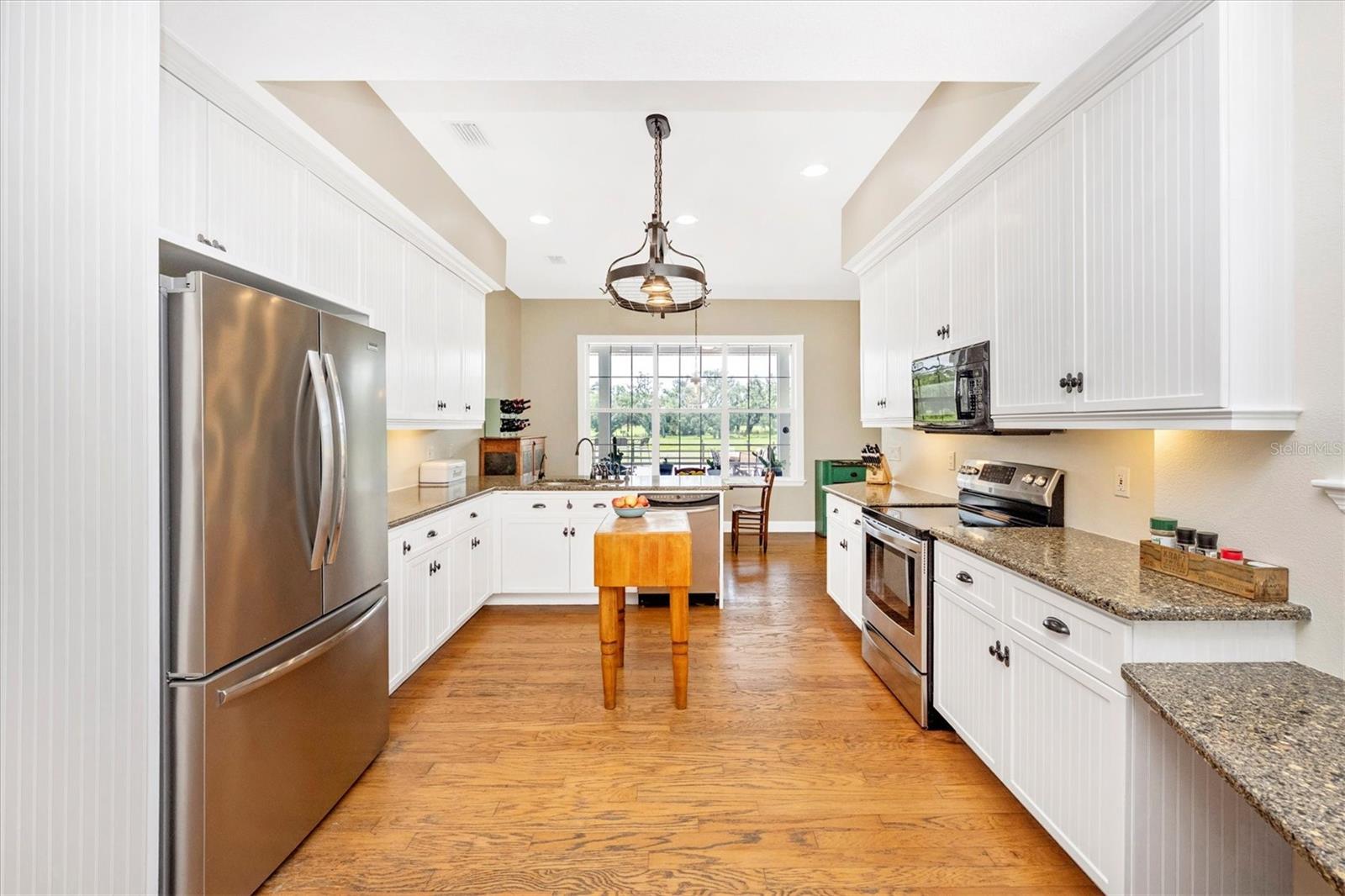 1901 JOSHUA DR — photo 10