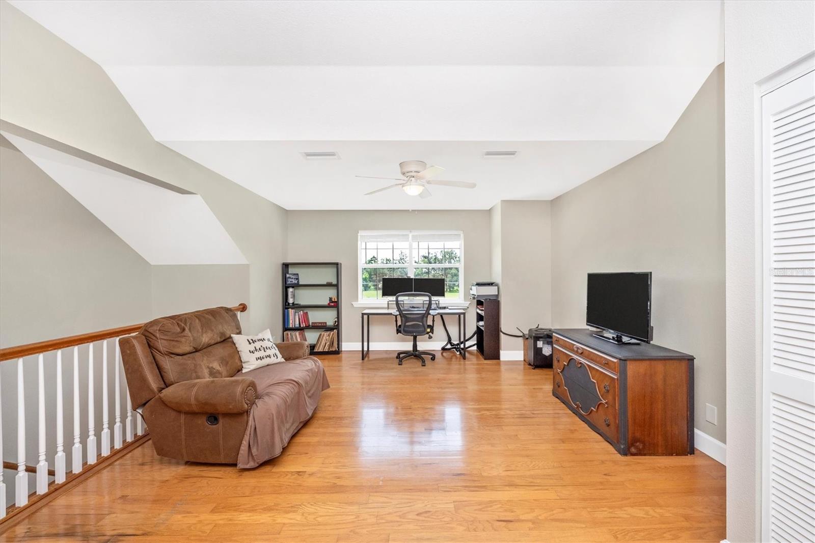 1901 JOSHUA DR — photo 28