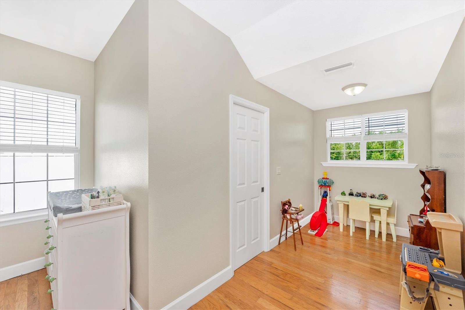1901 JOSHUA DR — photo 36